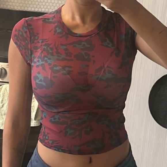 NWOT Urban Outfitters Urban Renewal Remnants Mesh Baby Tee XS - Picture 6 of 6